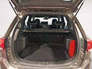 Mitsubishi Outlander PHEV Kaiteki 4WD