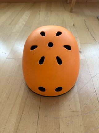 Casco naranja infantil 53-57 cm