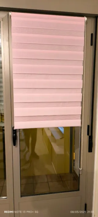 Coppia di tende a rullo giorno e notte rosa