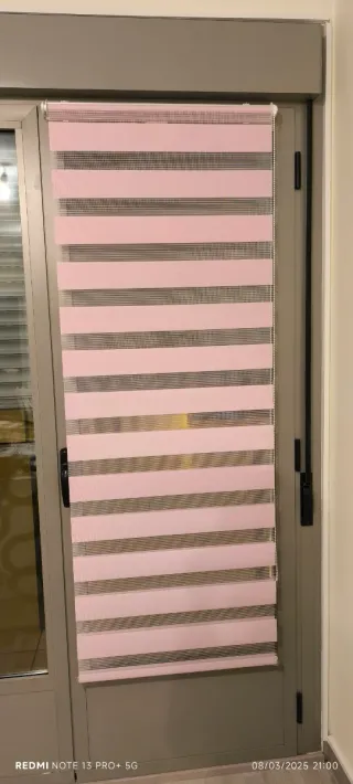 Coppia di tende a rullo giorno e notte rosa