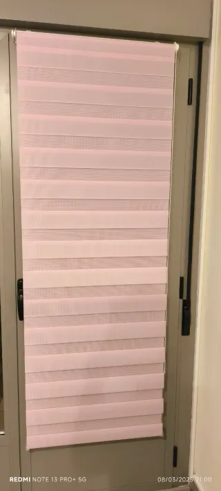 Coppia di tende a rullo giorno e notte rosa