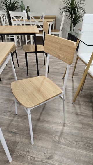 REBAJAS! Conjunto mesa y 2 sillas cocina madera
