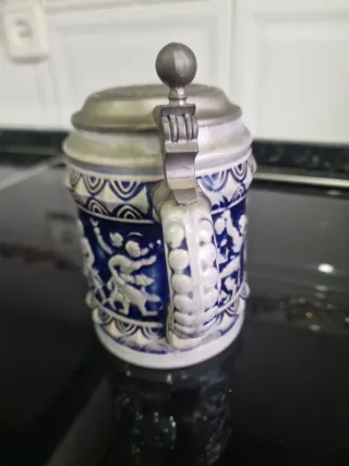 Jarra de cerveza antigua decorada SE RETIRA