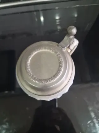 Jarra de cerveza antigua decorada SE RETIRA