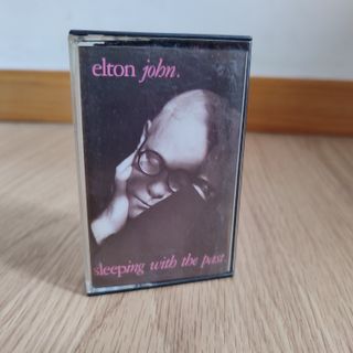 Elton John - Sleeping with the Past (Cassette)