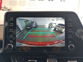 Toyota C-HR Hybrid Advance