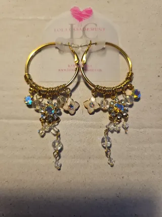 Pendientes Lola Casademunt dorados con abalorios