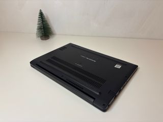 COMO NUEVO Portátil Dell 7390 Táctil i5