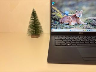 COMO NUEVO Portátil Dell 7390 Táctil i5