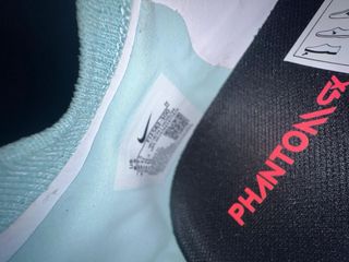 Zapatillas Nike Fútbol Rojas y Turquesa