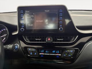 Toyota C-HR Hybrid Advance