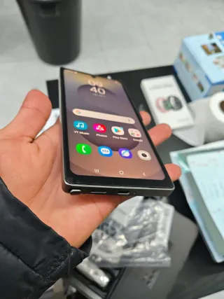 Samsung Galaxy S22 Ultra 256GB Negro/Gris