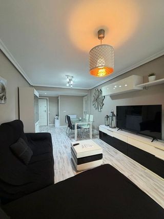 Piso en alquiler en Natahoyo en Gijón