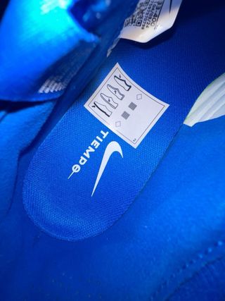 Zapatillas Nike Futbol Azules y Blancas