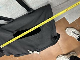 2 Trolleys negros con ruedas