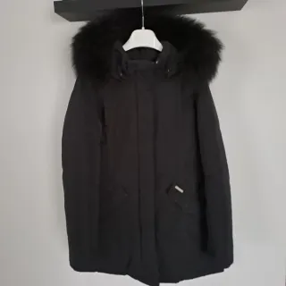 Giubbotto Woolrich Nero con Cappuccio Pelliccia