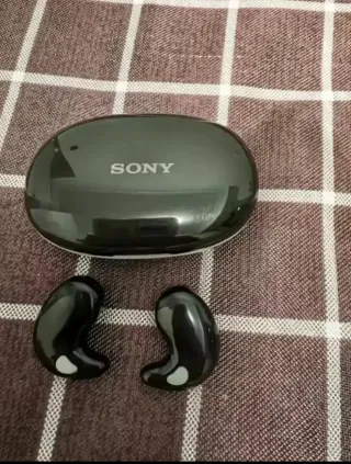 Lote de productos One Piece, Sony y linterna