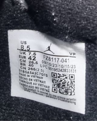 Nike Air Jordan x Travis Scott