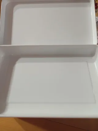 Botiquín de primeros auxilios metálico blanco