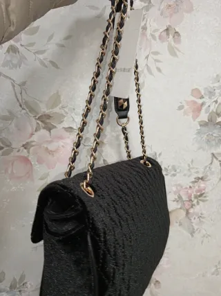 Borsa Cafènoir nera con dettagli oro