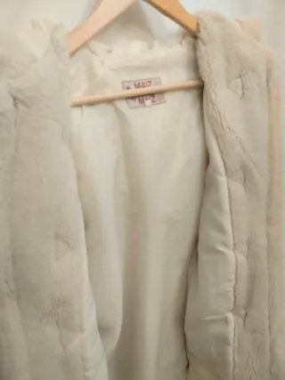 Abrigo peluche beige