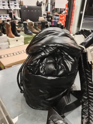 Zaino Cafènoir trapuntato con borchie