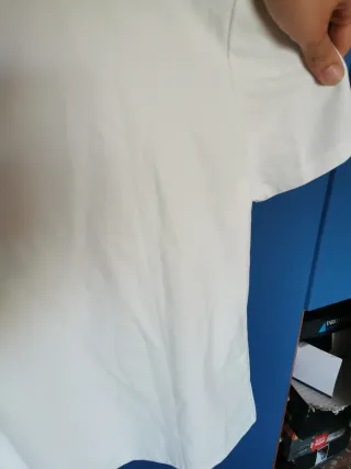 Maglietta maniche corte scollo a V