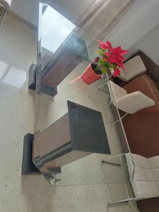 Mesa de centro cristal y madera