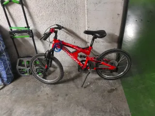 Bicicleta Roja Plegable
