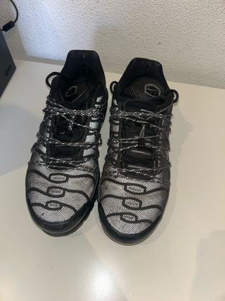 Nike TN Air Max Zapatillas Negras/Grises