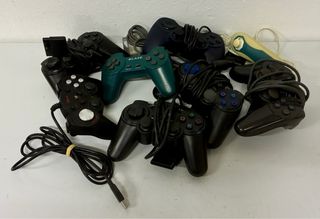 Lotto di 7 controller + 1 joystick retrò (PS/PC)