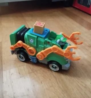 Camión Rocky Patrulla Canina