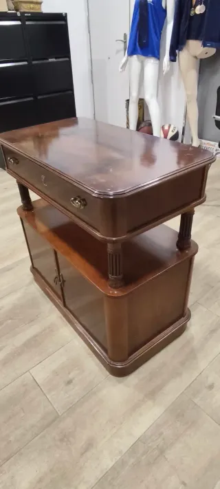 Mueble TV madera marrón