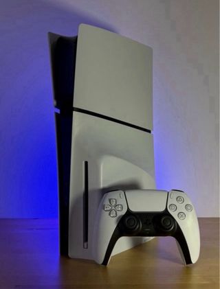 Consola Sony PS5 + Juego EA Sports FC 26