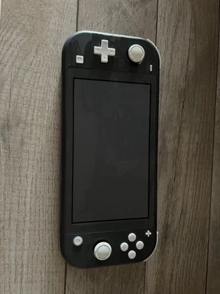 Nintendo Switch Lite Negra y Blanca