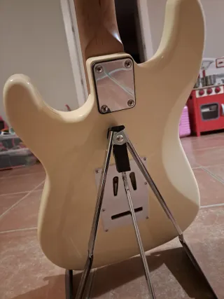 Harley Benton ST-62 Stratocaster