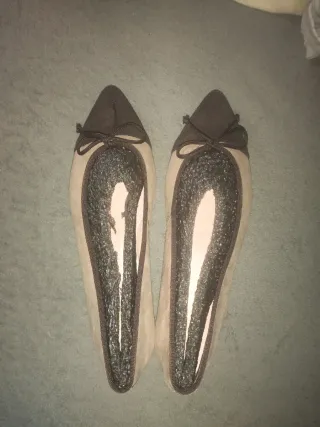 Bailarinas de piel mujer.