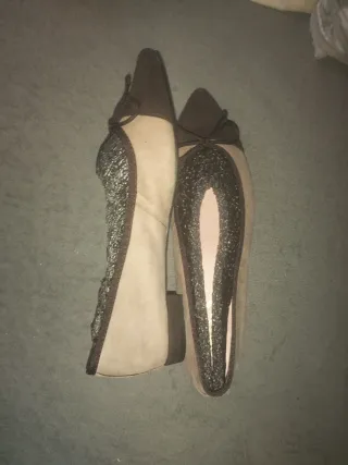 Bailarinas de piel mujer.