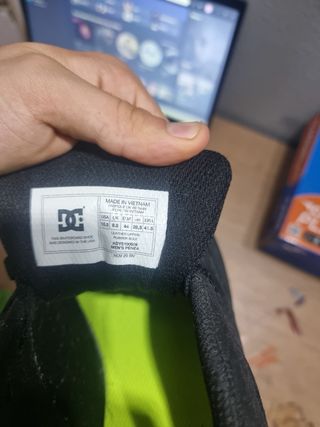 DC Shoes Penza Talla 44 Negras y Amarillas