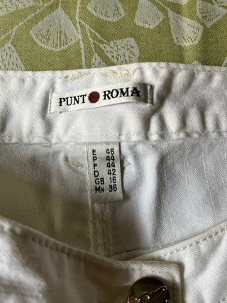 Pantalón vaquero blanco Punt Roma