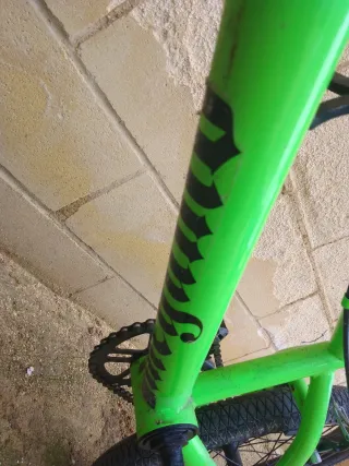 Bicicleta BMX Verde Blaze