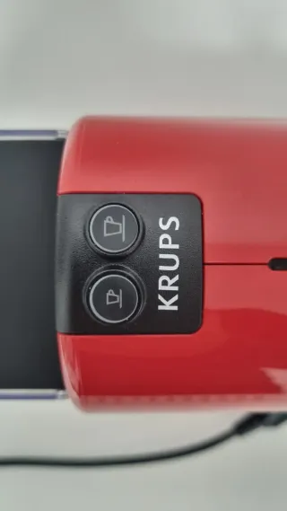 Cafetera Nespresso Inissia Roja