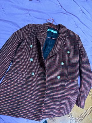 Blazer cuadros naranja y negro