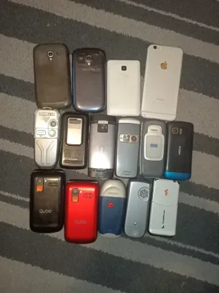 Lote de móviles LG, Nokia, Samsung, Sony Ericsson