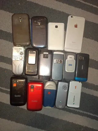 Lote de móviles LG, Nokia, Samsung, Sony Ericsson