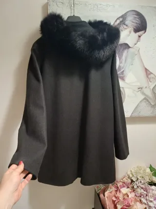 Cappotto donna nero con pelliccia