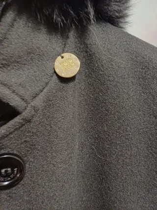 Cappotto donna nero con pelliccia