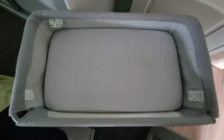 Minicuna colecho Chicco gris