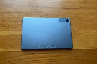 Lenovo Tab + Funda Transparente Nueva