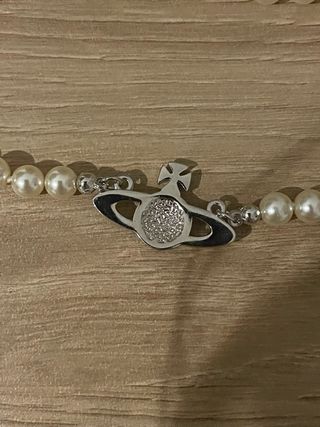 Collar Vivienne Westwood Perlas Orb silver
